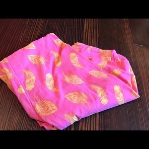 Pink and yellow feather print LulaRoe leggings
